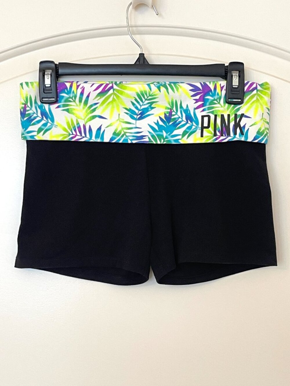 Victoria's Secret PINK Yoga Shorts Foldover Waist Black Colorful Leaf Small